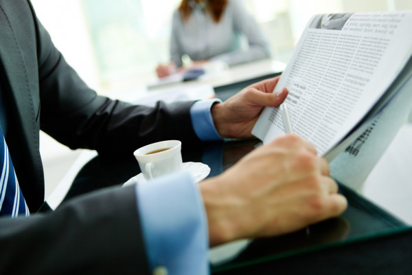 NSV Consulting: бизнес РФ в 2025 году часто интересовался открытием счетов в ОЭА